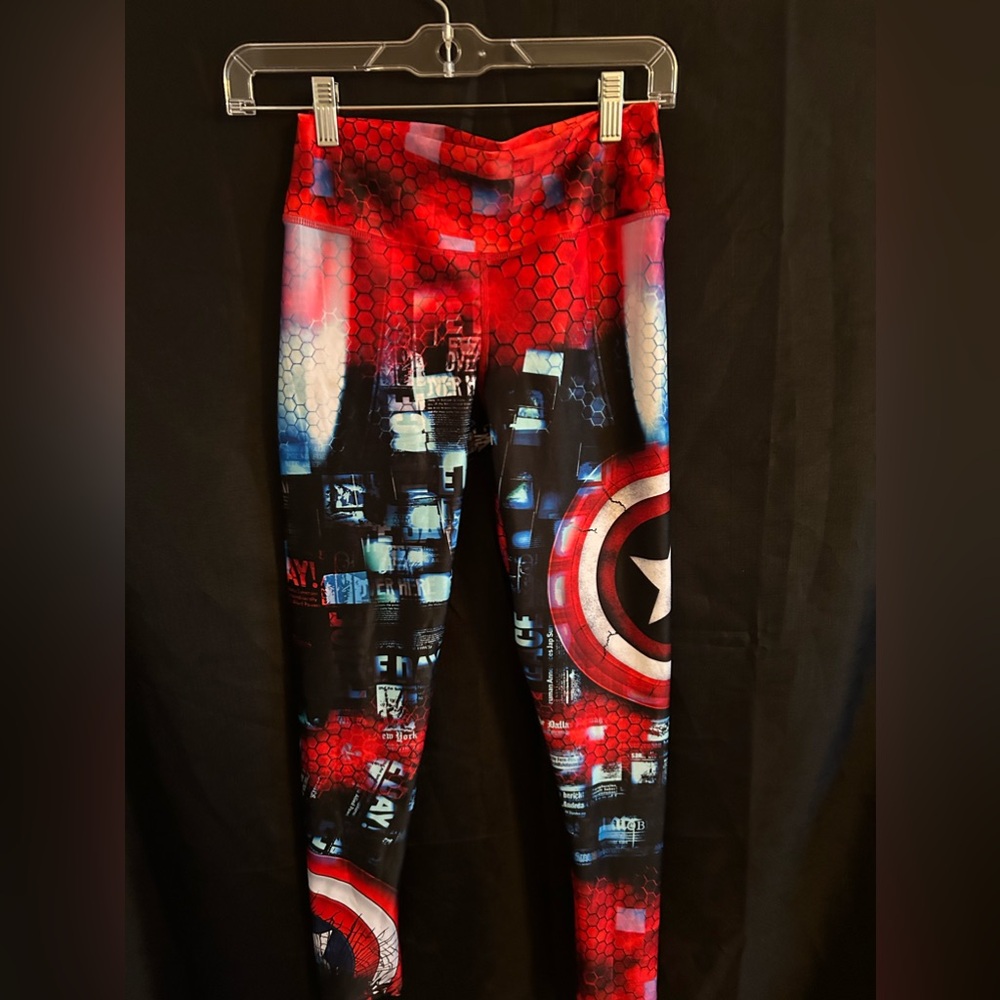 One Size Captain America leggings